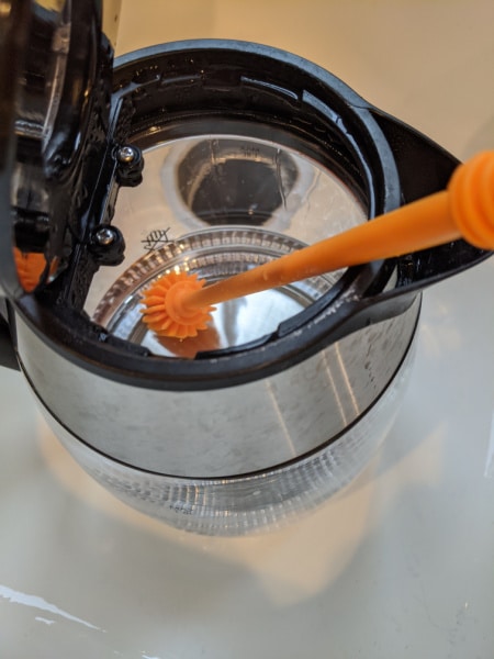 clean a tea kettle