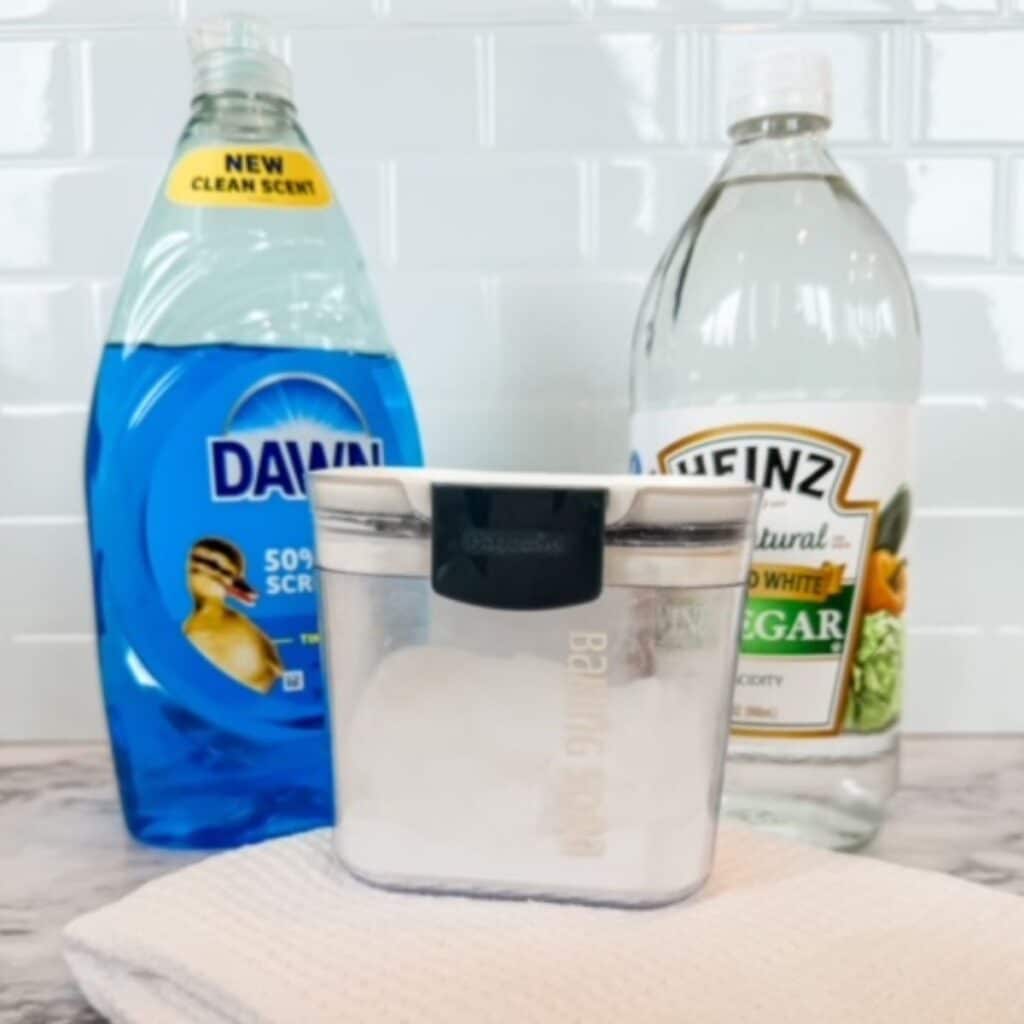 ingredients to clean cutting board